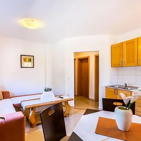 Ferienwohnung Nemo * Medulin